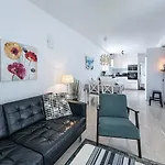 Miami 5 Seaview By Casasol Апартаменты